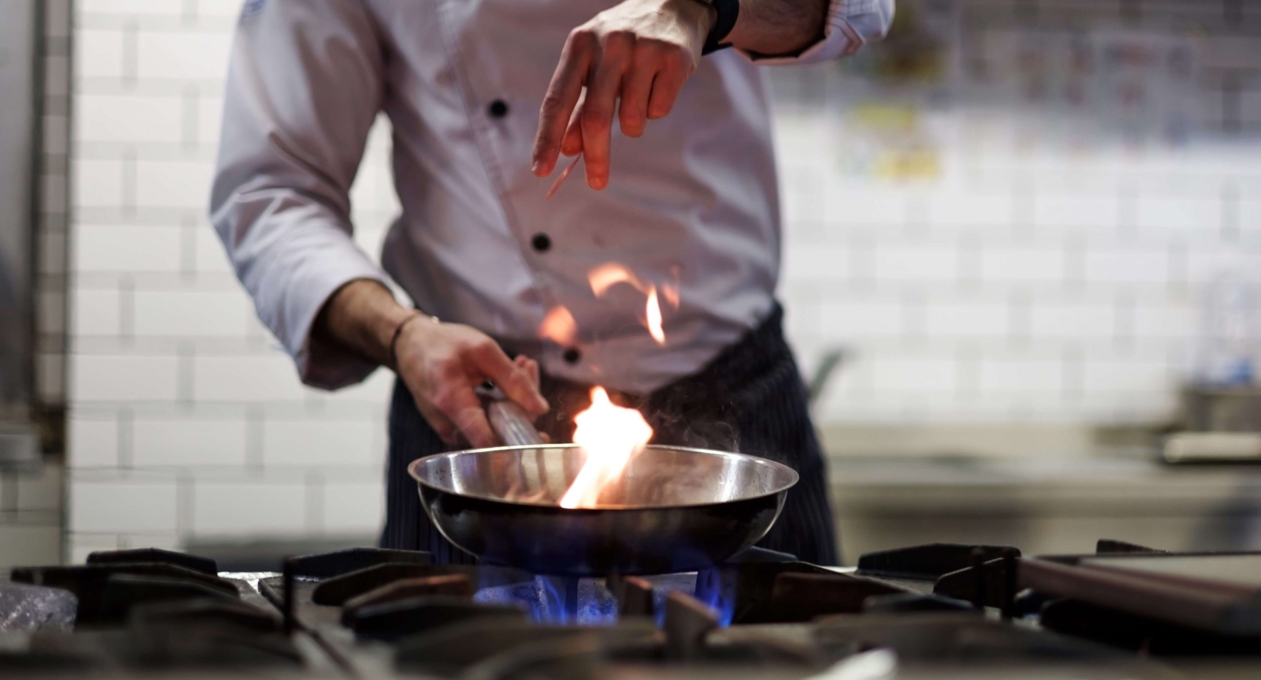 Top 5 Reasons Why Professional Chefs Prefer Open Burners