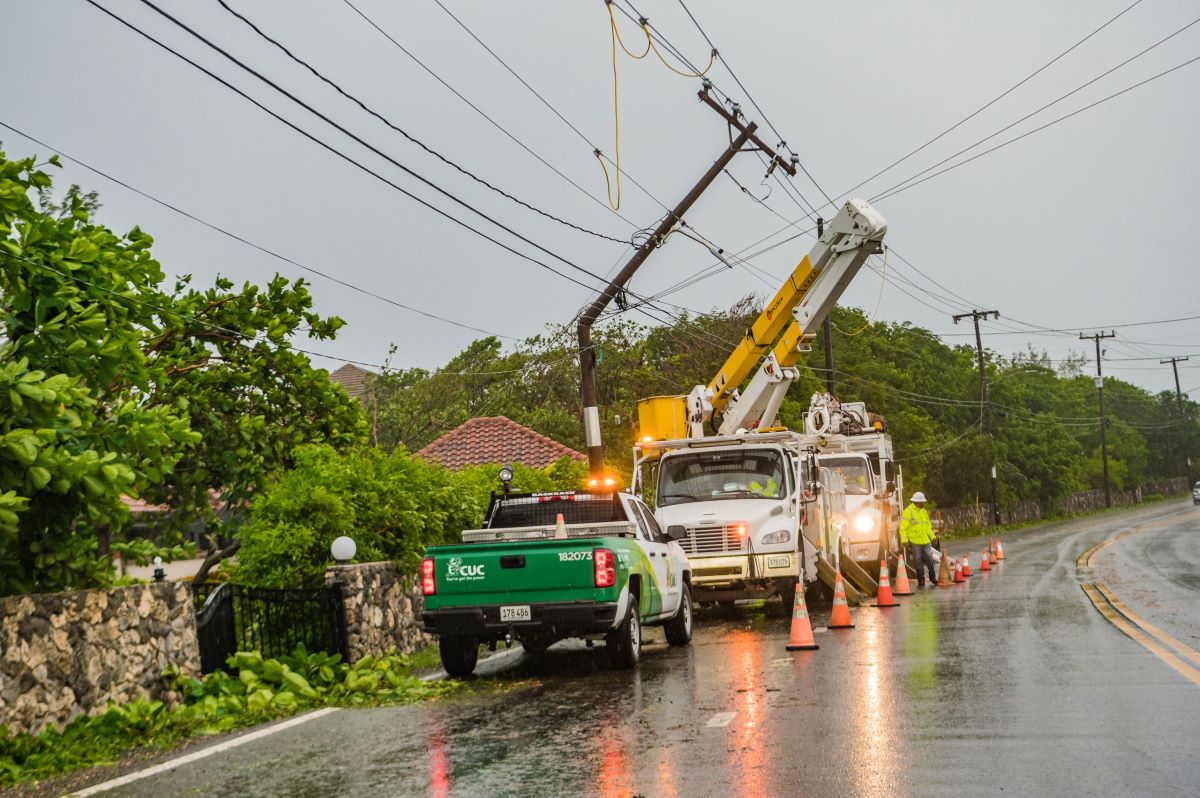 Grand Cayman Hurricane Grace Downed Power Lines Power Outage 1